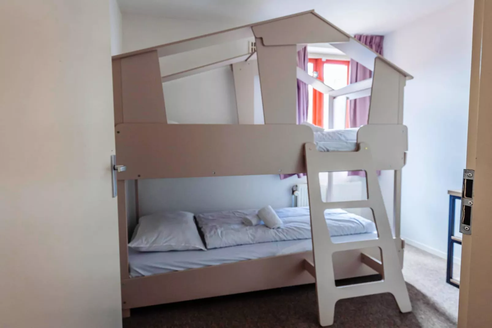 16 - Persons Family bungalow - Bedroom