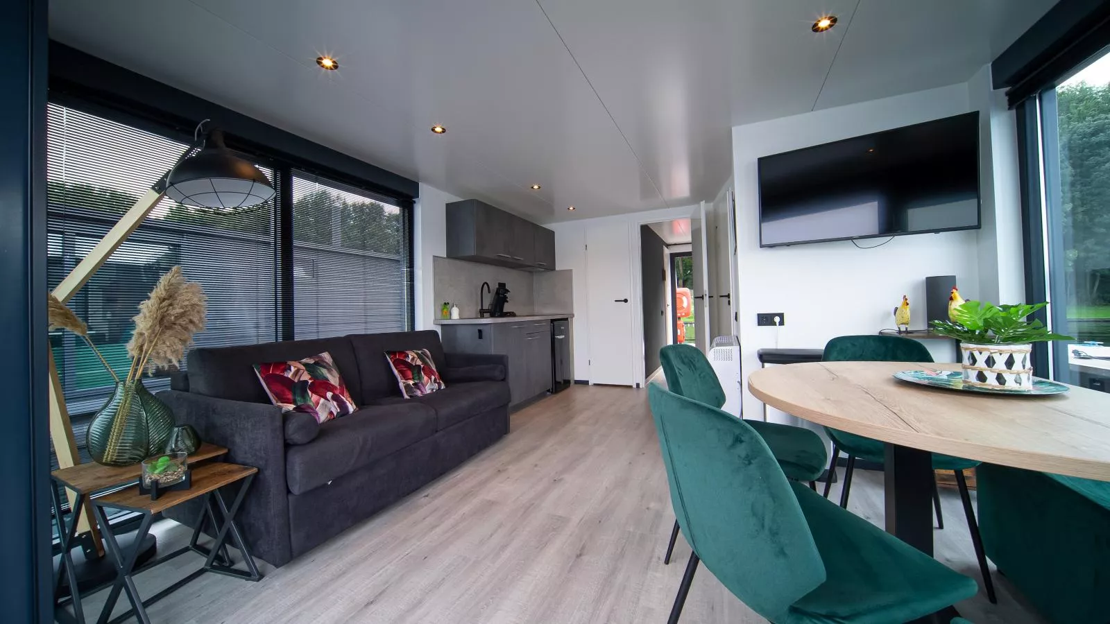 Floating in Limburg-Living room