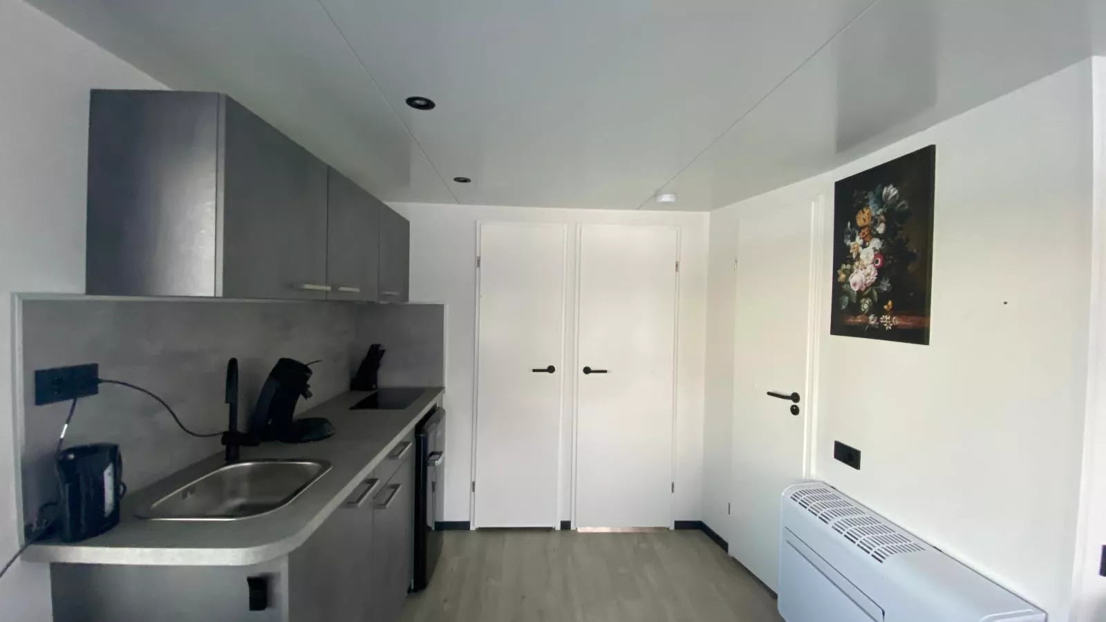 Floating in Limburg-Kitchen