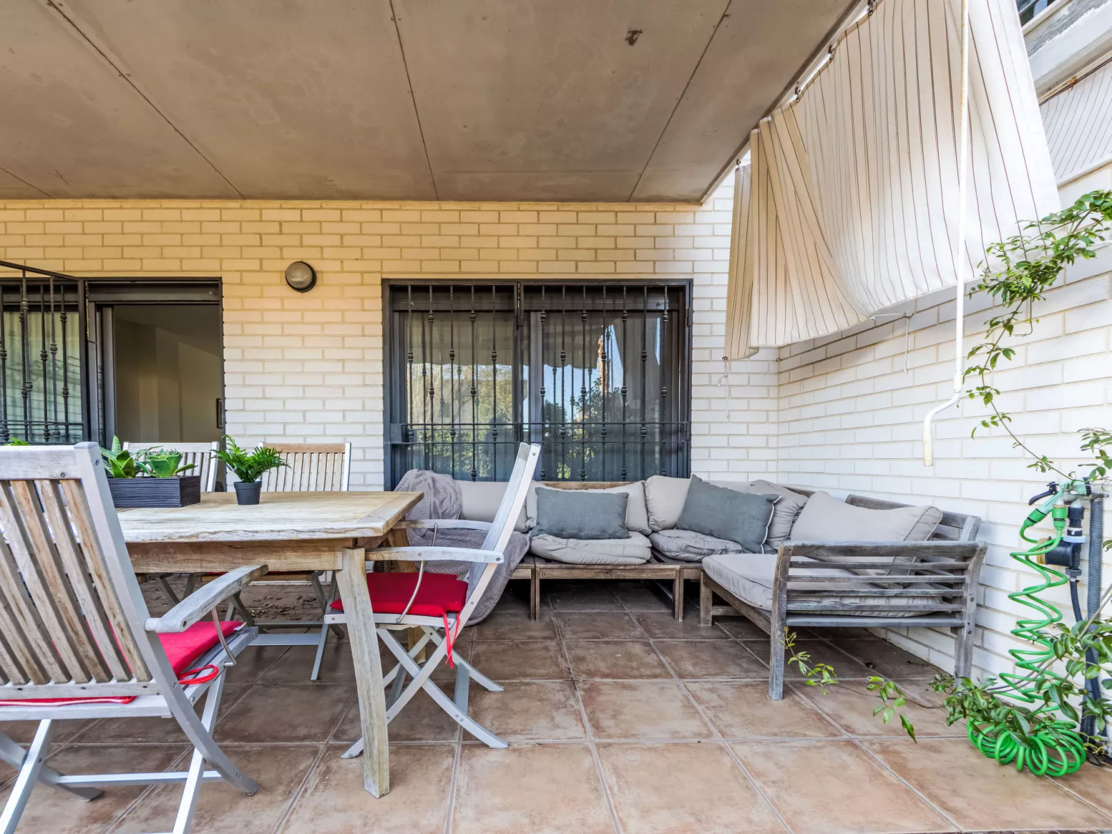 Vila del Far - Outside