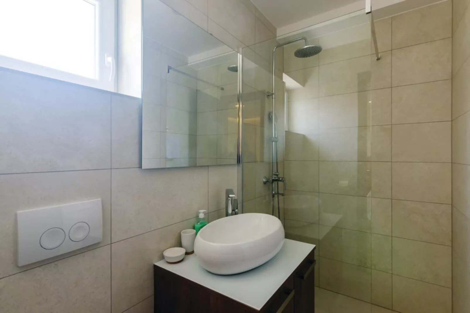 HOLIDAY HOUSE STONE BLISS - Bathroom