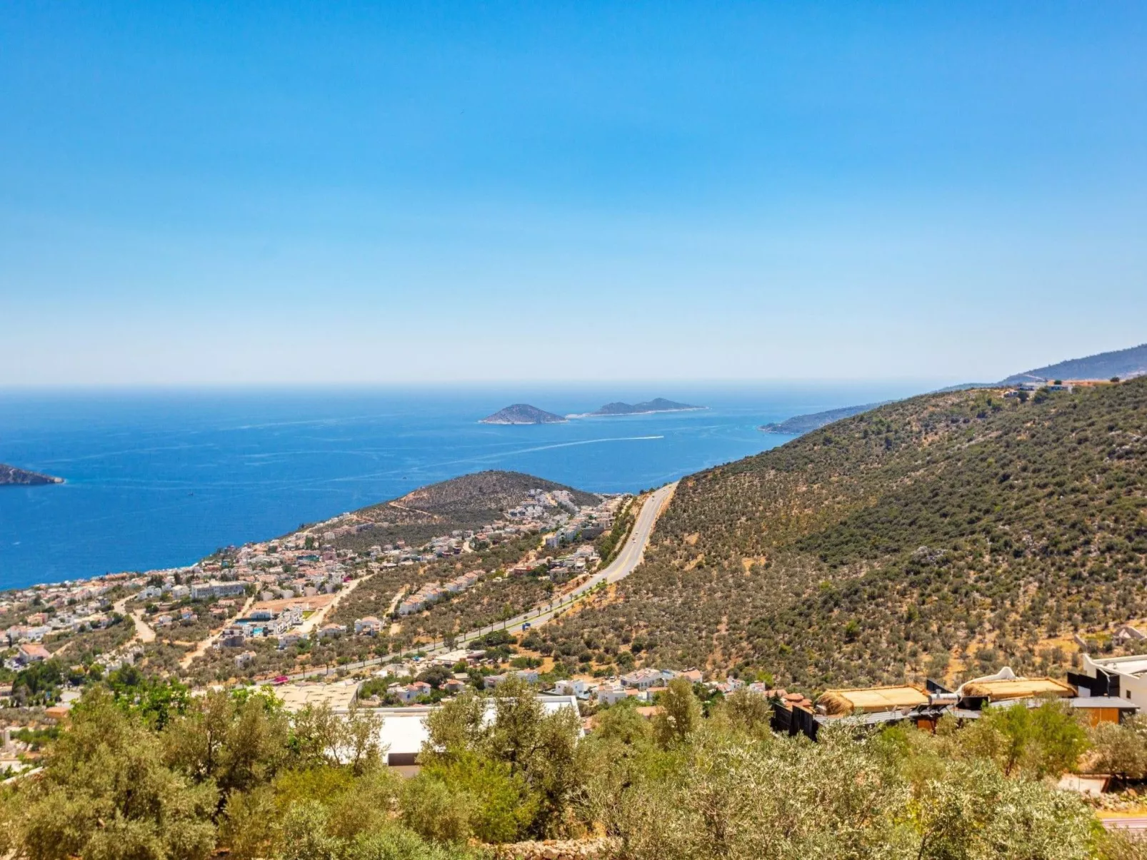 Villa Bajon mit Infinitypool und Meerblick - Draußen