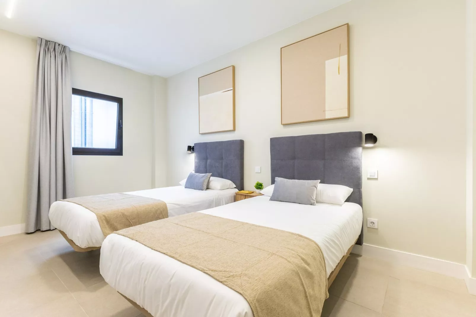 BRISAMAR II										 - Schlafzimmer