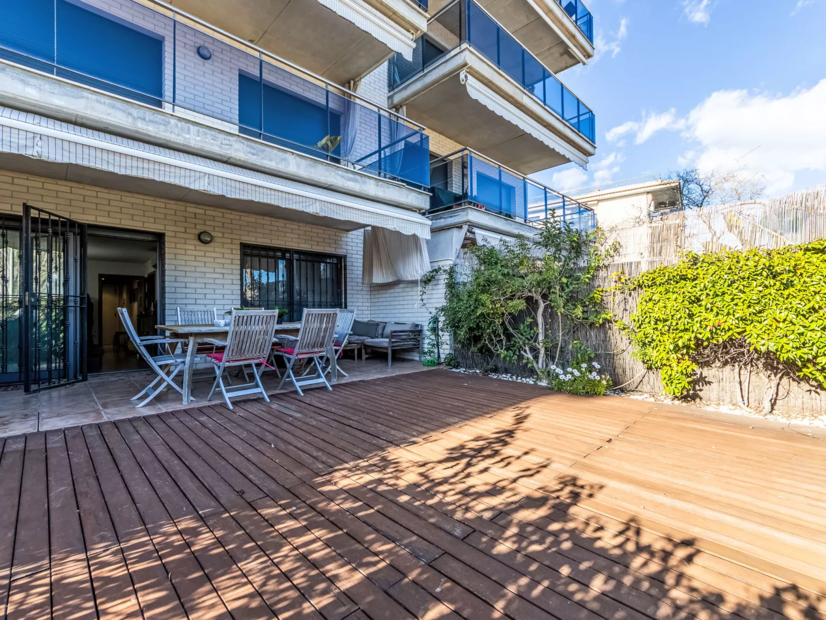 Vila del Far - Outside