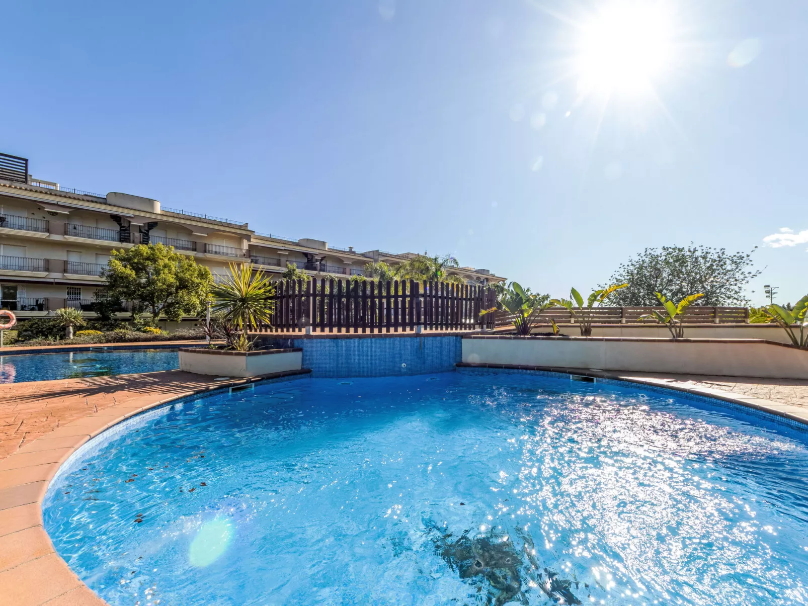 Golden Beach - Outside