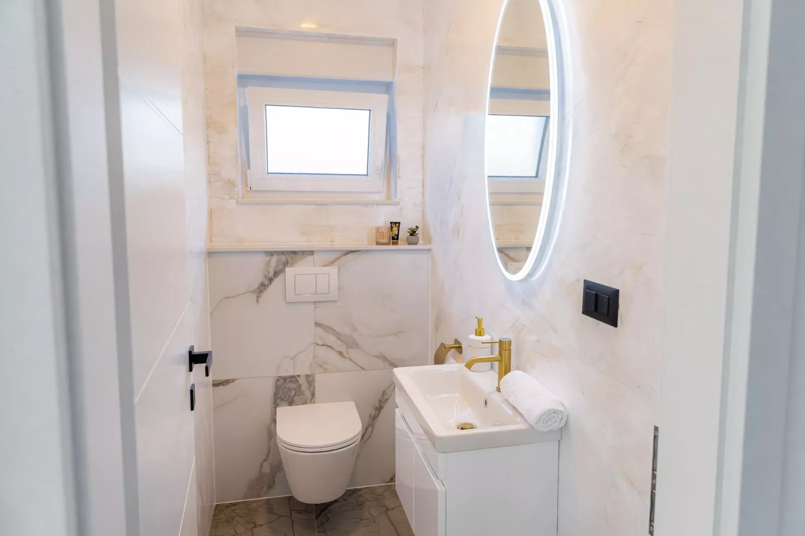 HOLIDAY HOME NENA - Salle de bain