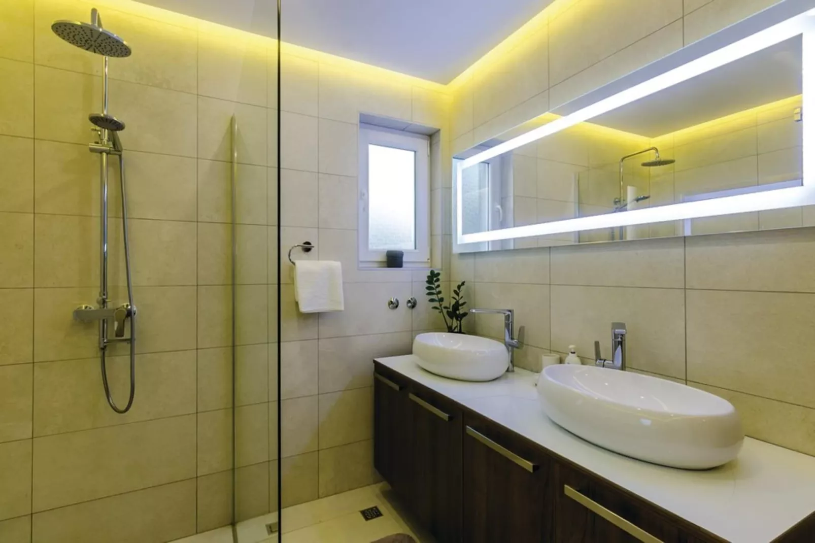 HOLIDAY HOUSE STONE BLISS - Bathroom