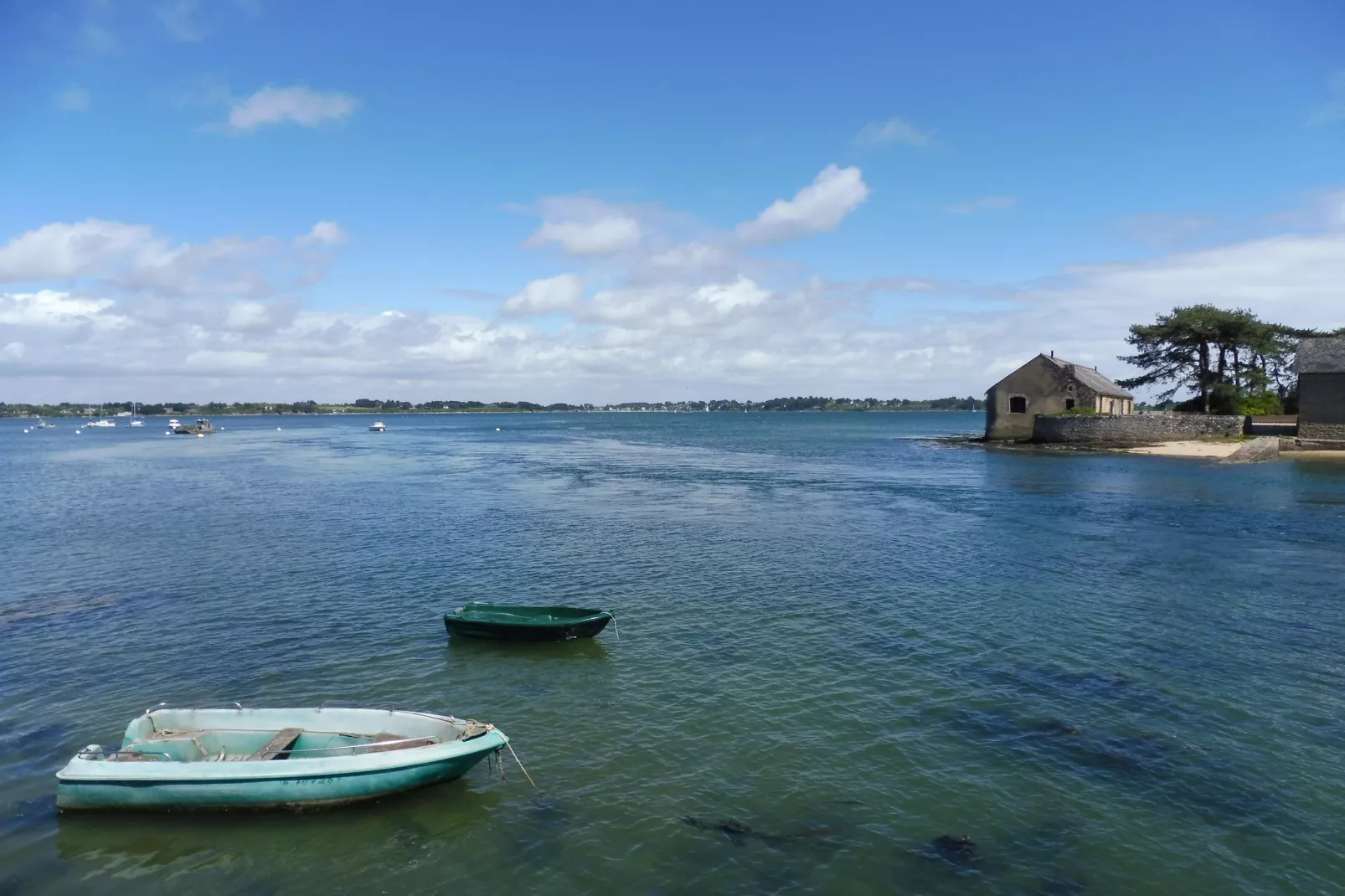 Joli Gite de vacances à Neulliac - Areas within 20km in summer