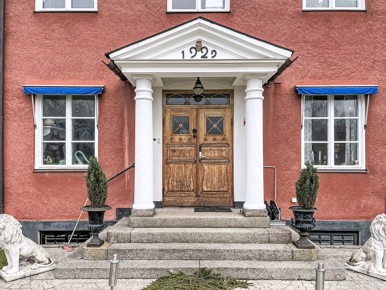 Herrgården - Draußen