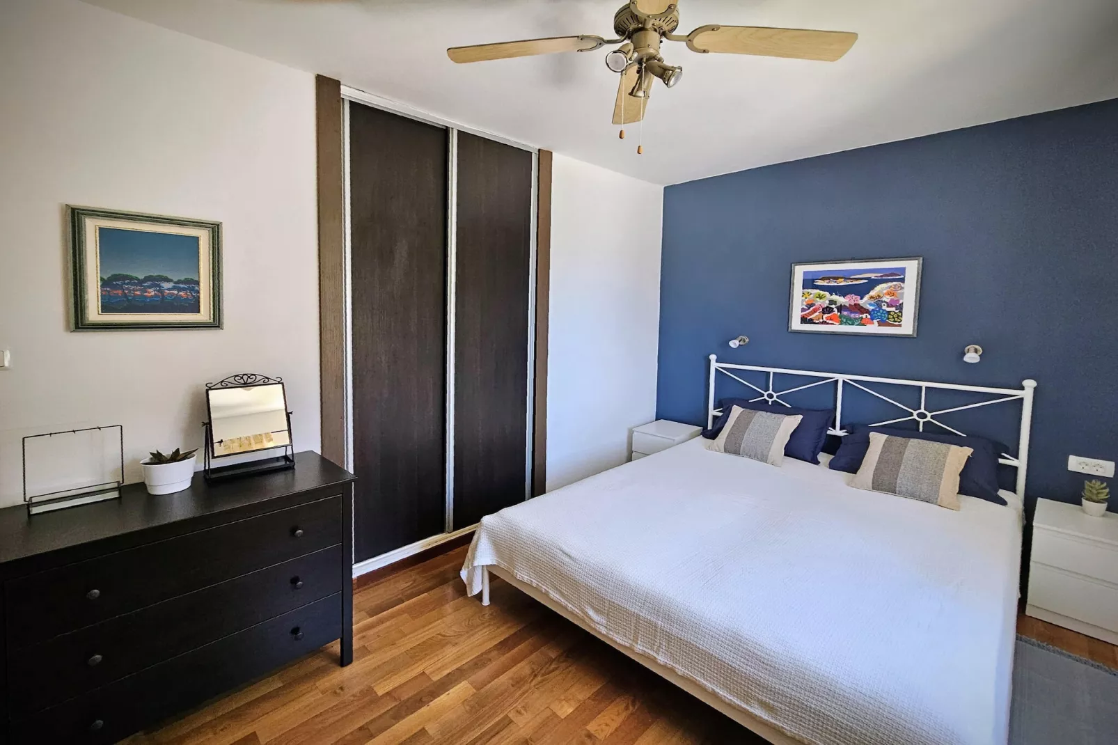 Beach House Nono - Four Bedroom Villa with Swimming Pool - Bedroom