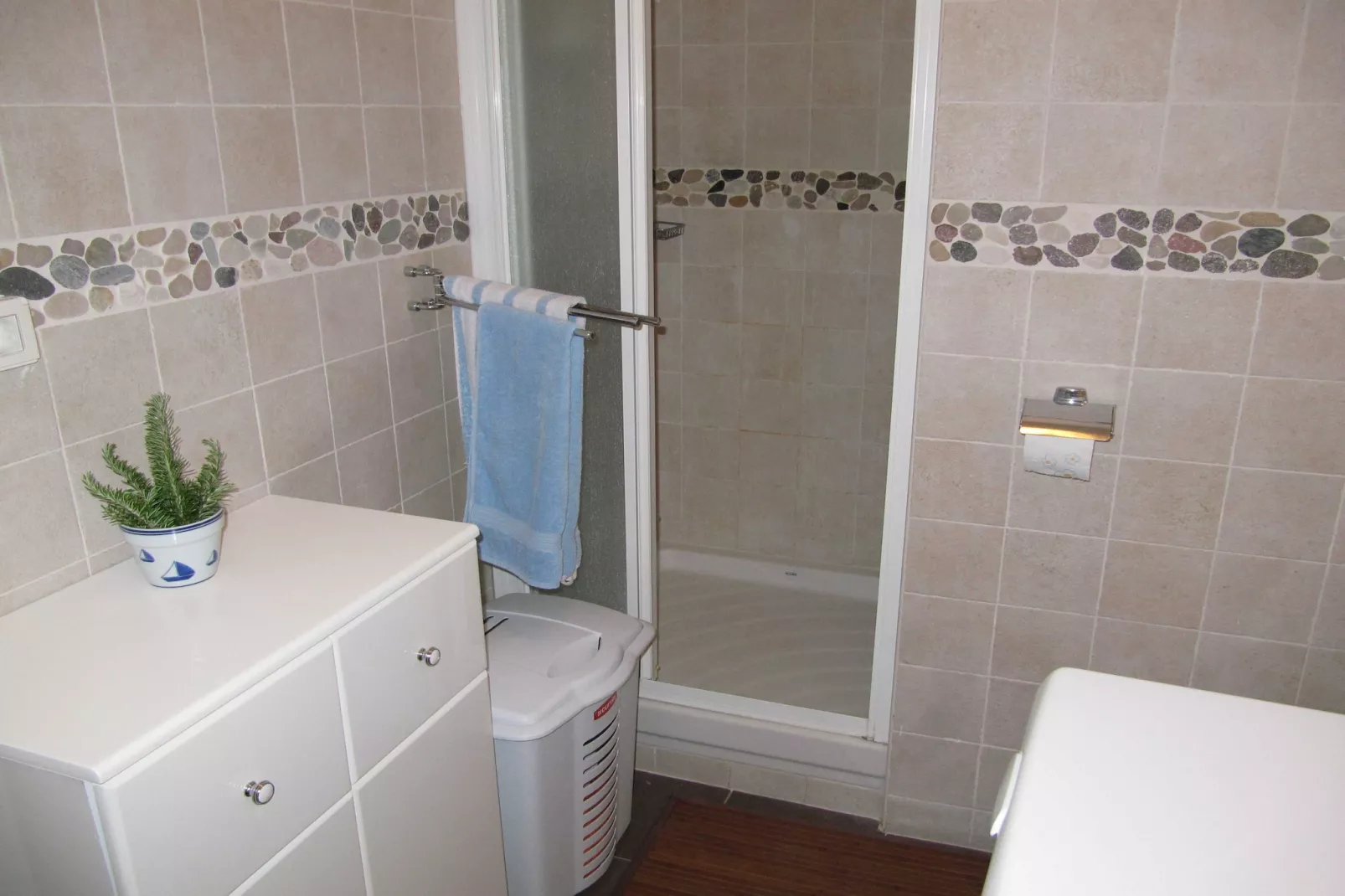 Beach House Nono - Four Bedroom Villa with Swimming Pool - Bathroom