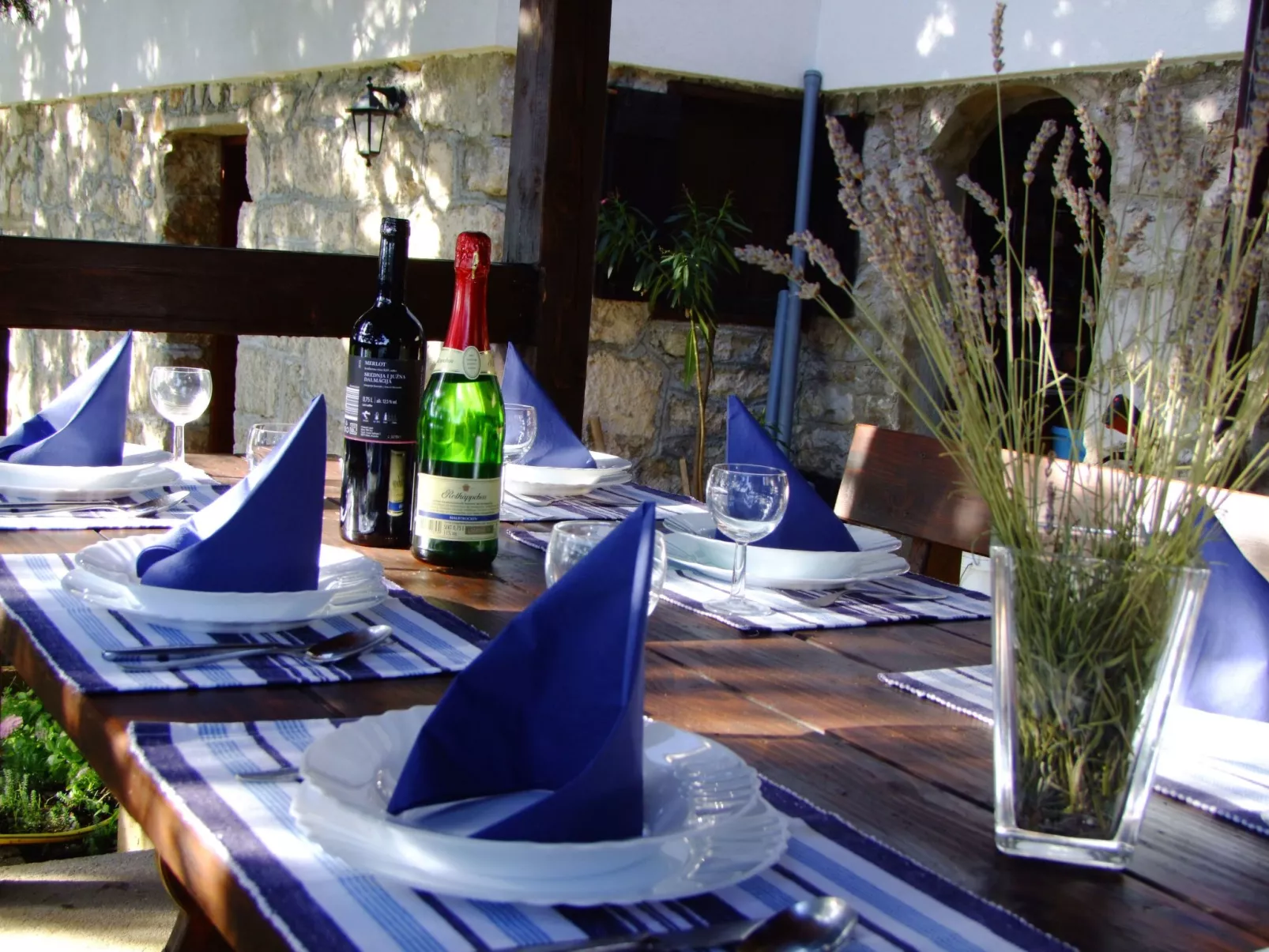 Mit Pool in Lukovo Sugarje - Dehors