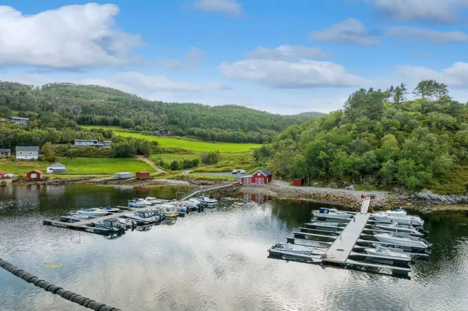 8 person holiday home in Hellandsjøen