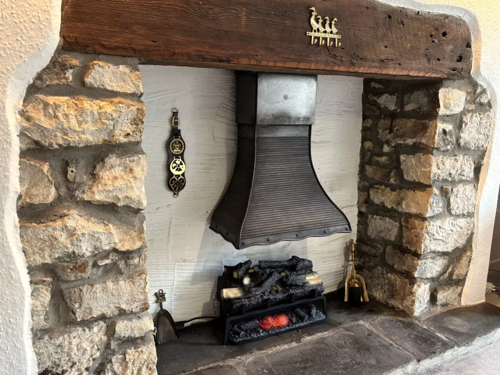 Rosehip Cottage - Outside