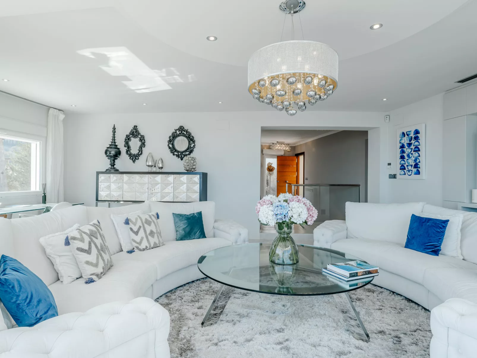 Tintorera Mar Azul - Inside