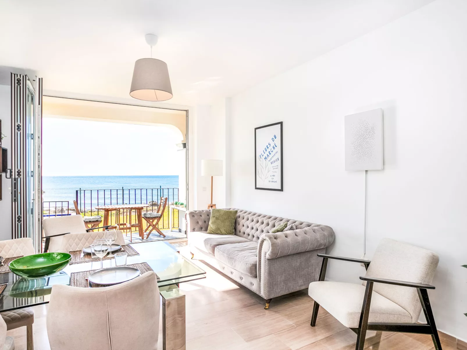 El Faro on the Beach - Inside