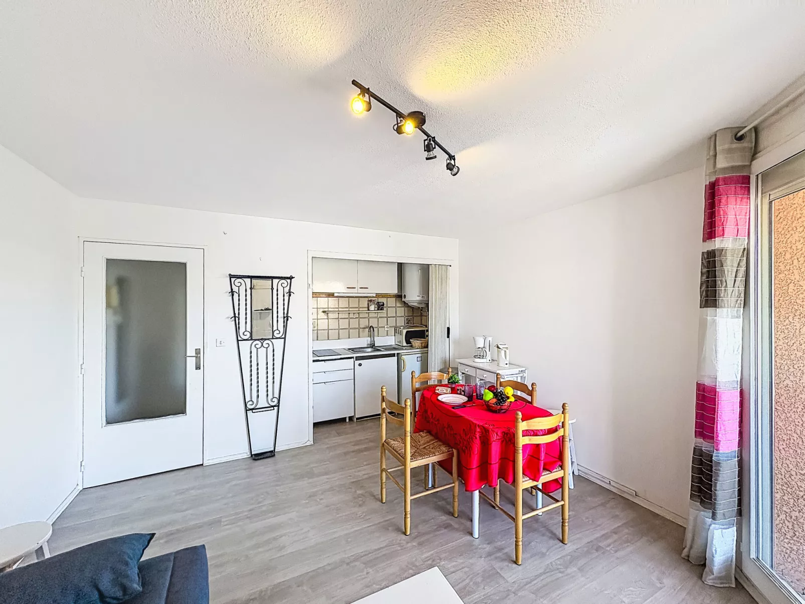 Le Saint François - Inside