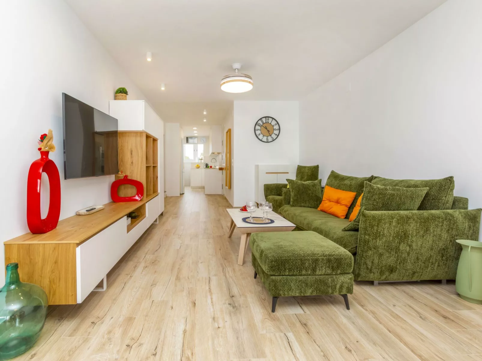 Los Delfines - Drinnen