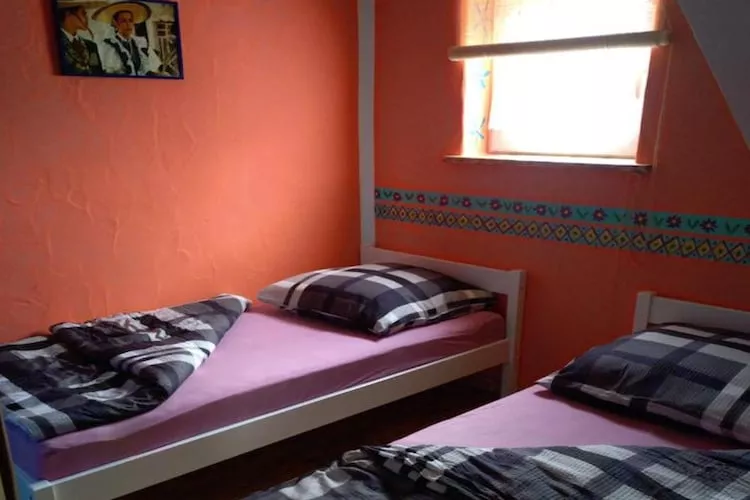 Domy wakacyjne dla max 5 osób w Dębinie - Chambre