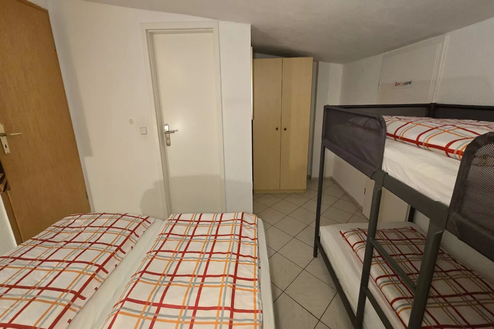 Fewo 04 6 P OG - Schlafzimmer