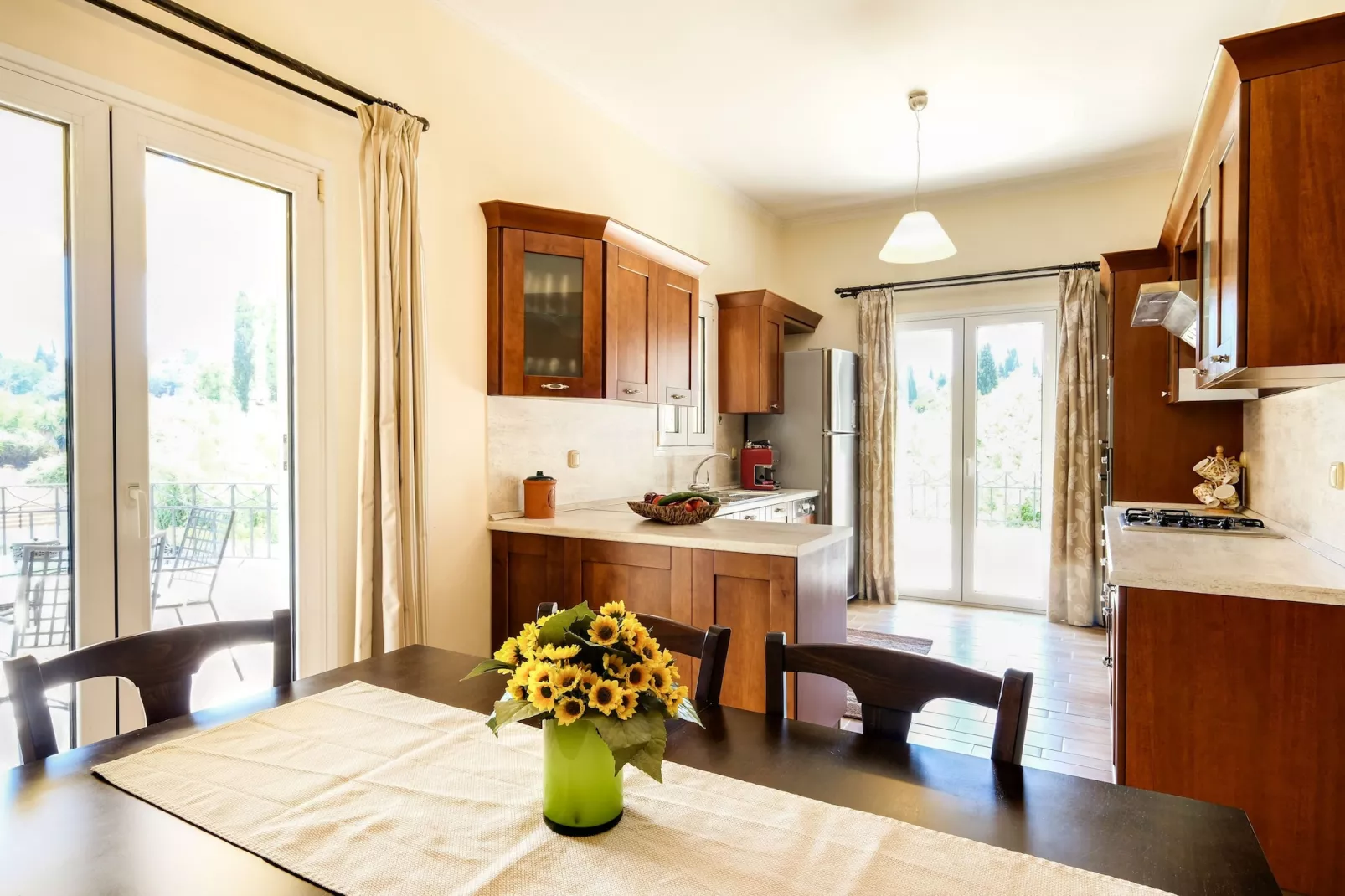 Casa Bianca - Dining room