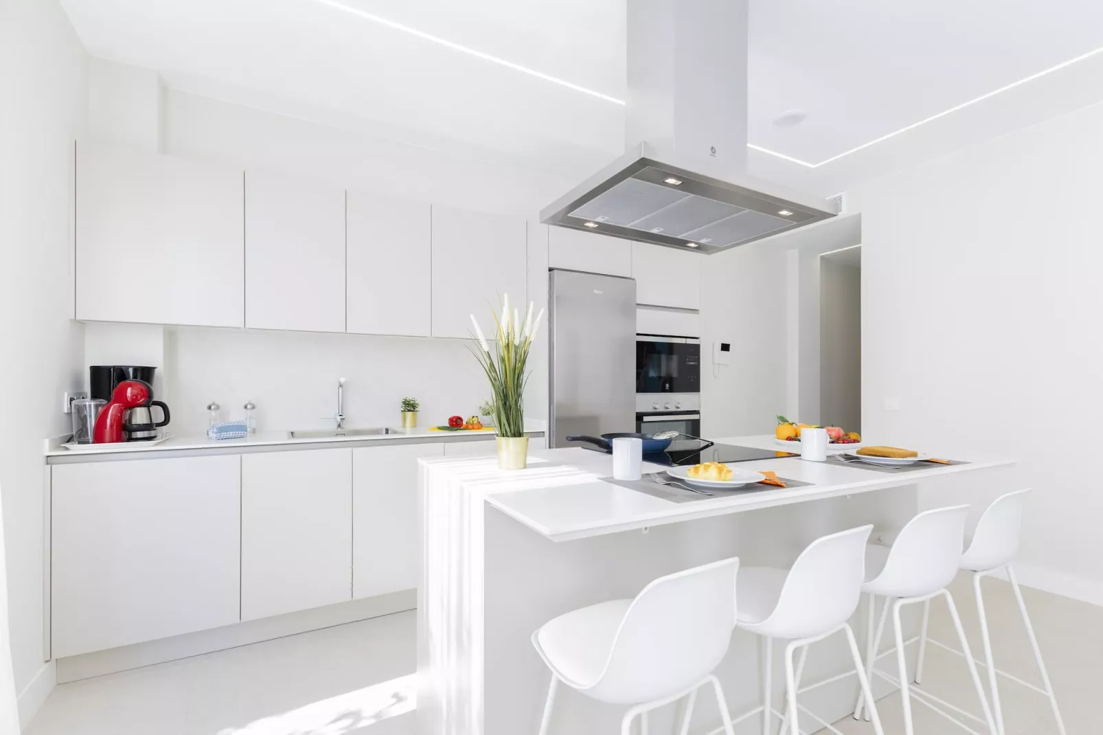 BRISAMAR III										 - Küche