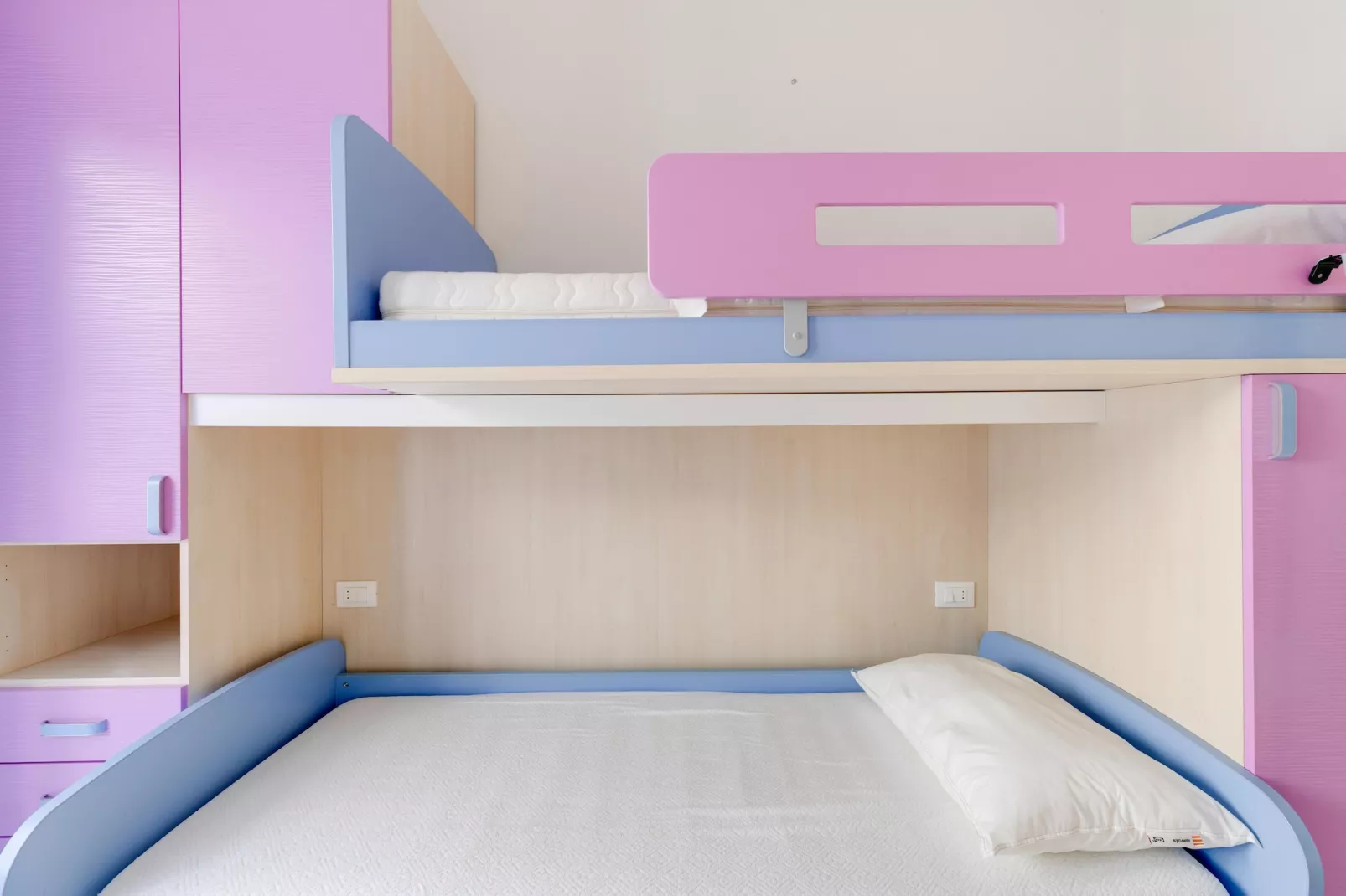 CASA FLOWER - Bedroom