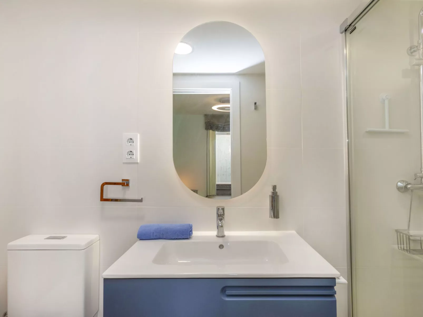 Los Delfines - Drinnen