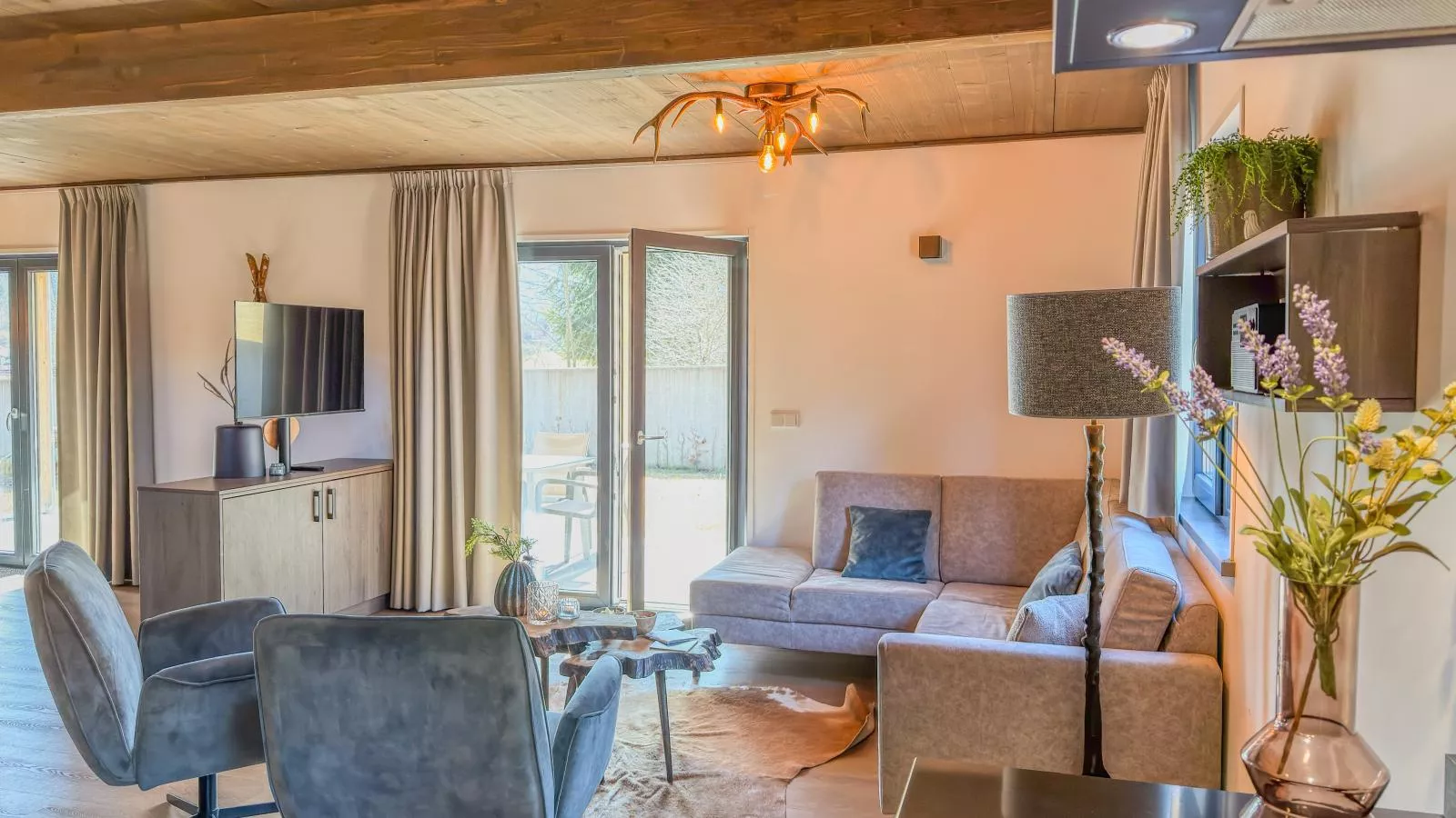 Alpenchalet am See - Salon