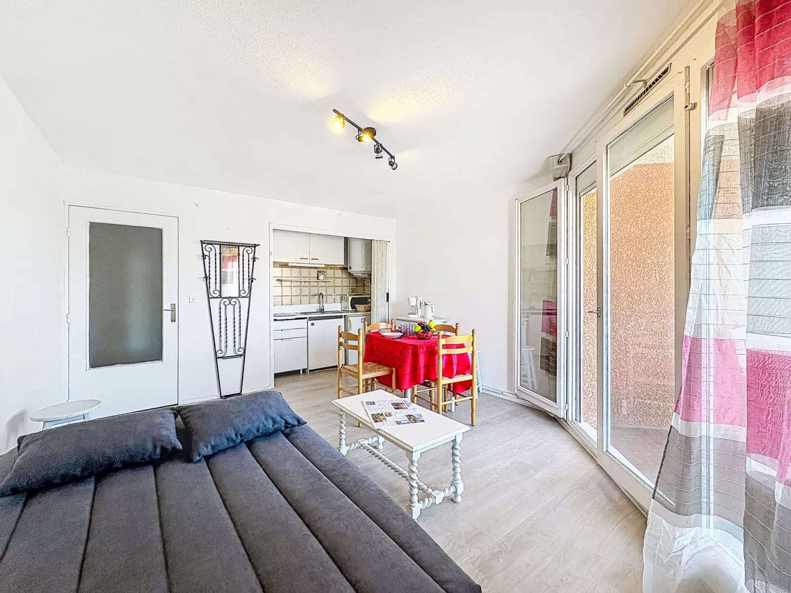 Le Saint François - Inside