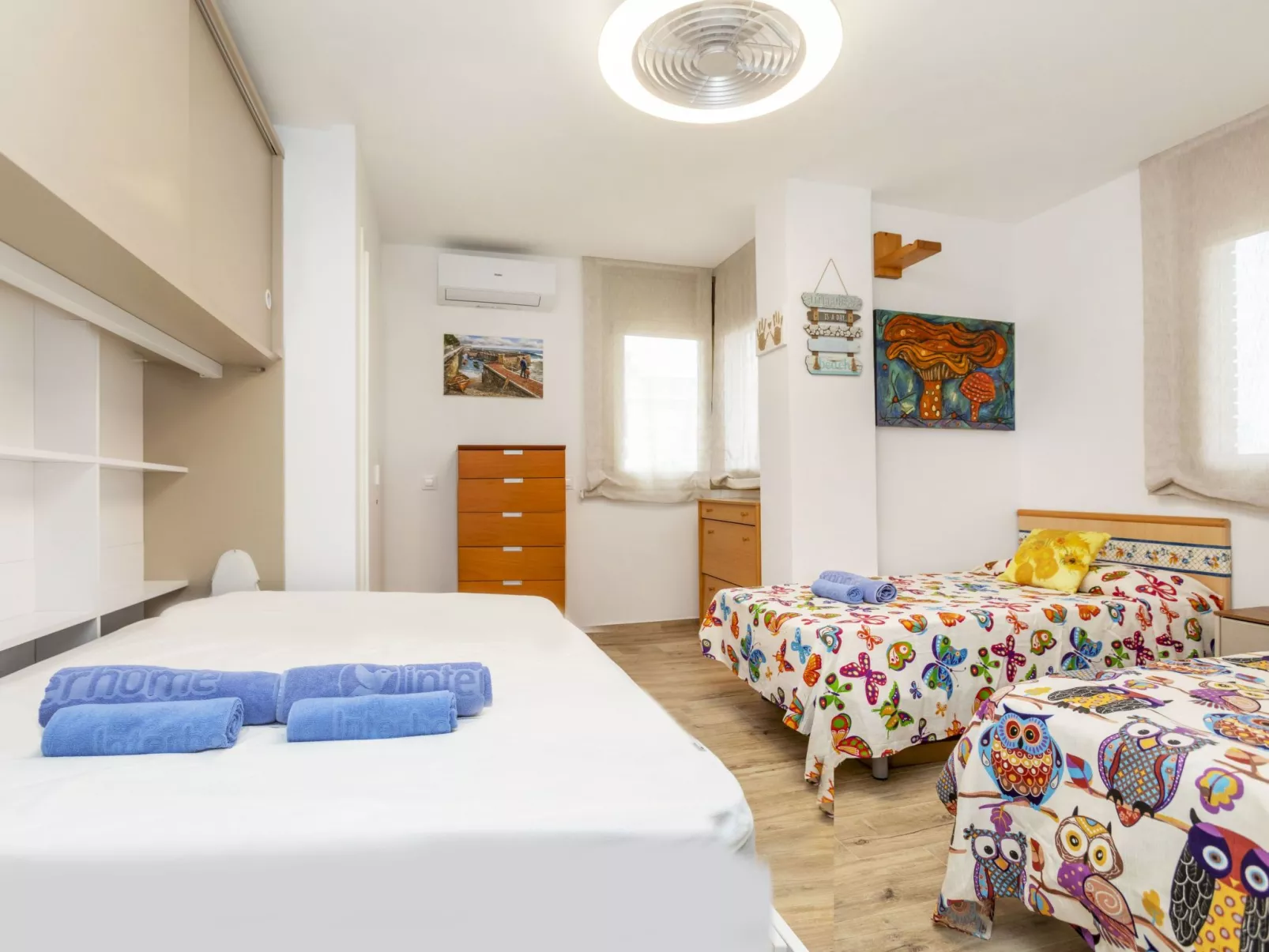 Los Delfines - Drinnen