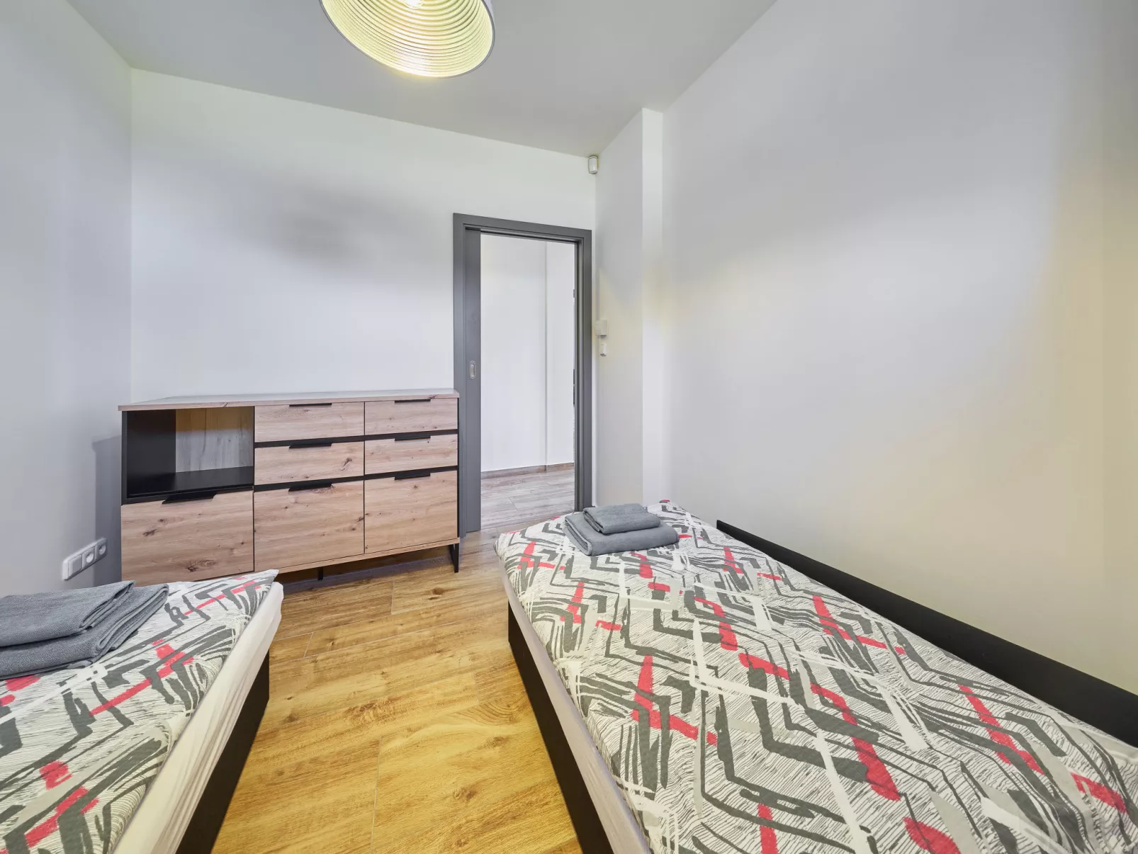 Sunny Terrace Oasis - Inside