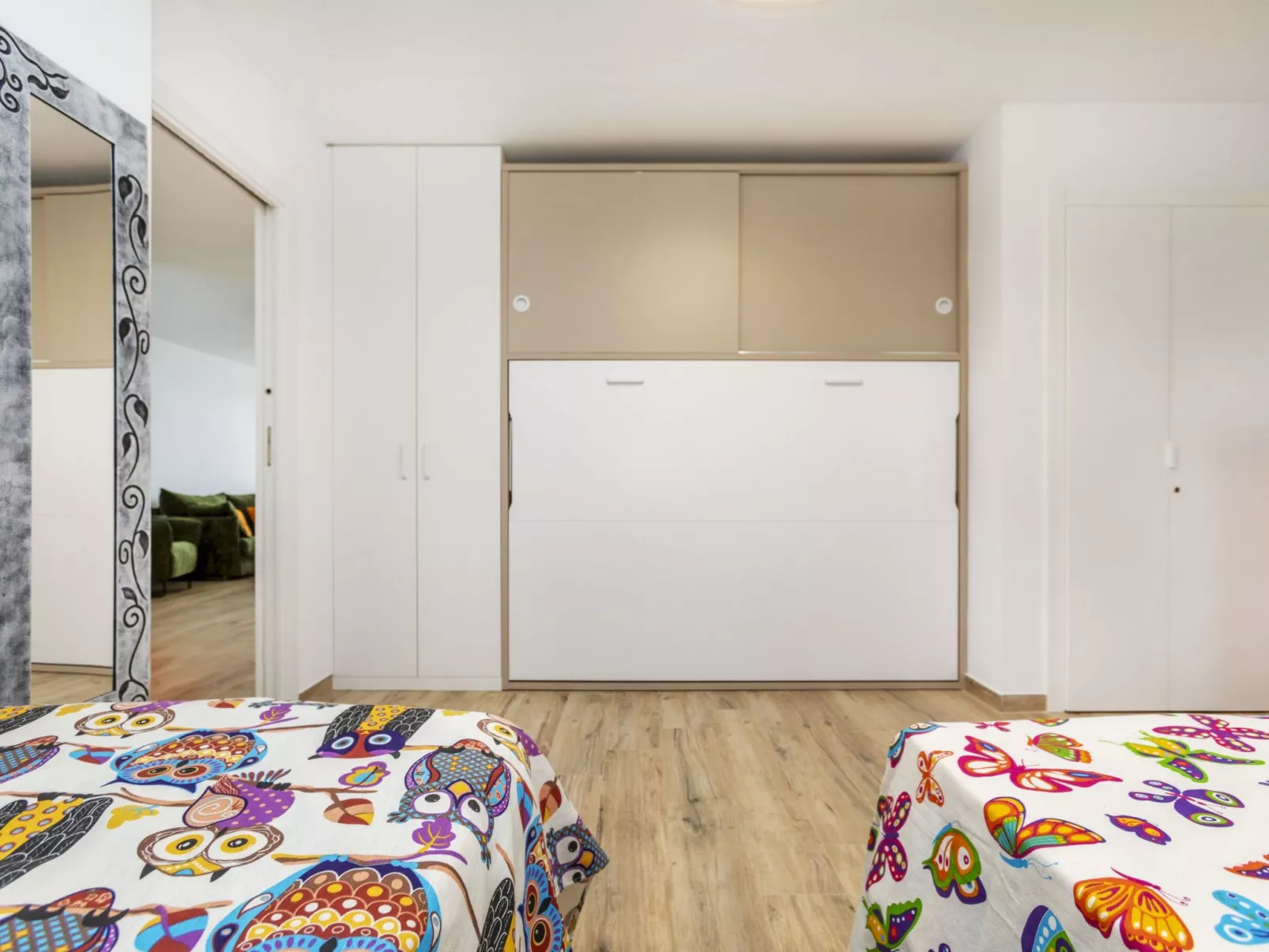 Los Delfines - Drinnen