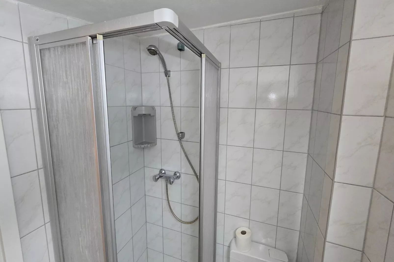 Fewo 03 6 P OG - Badezimmer