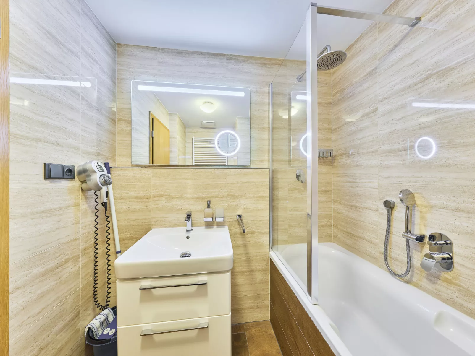 Harrachov Resident - Drinnen