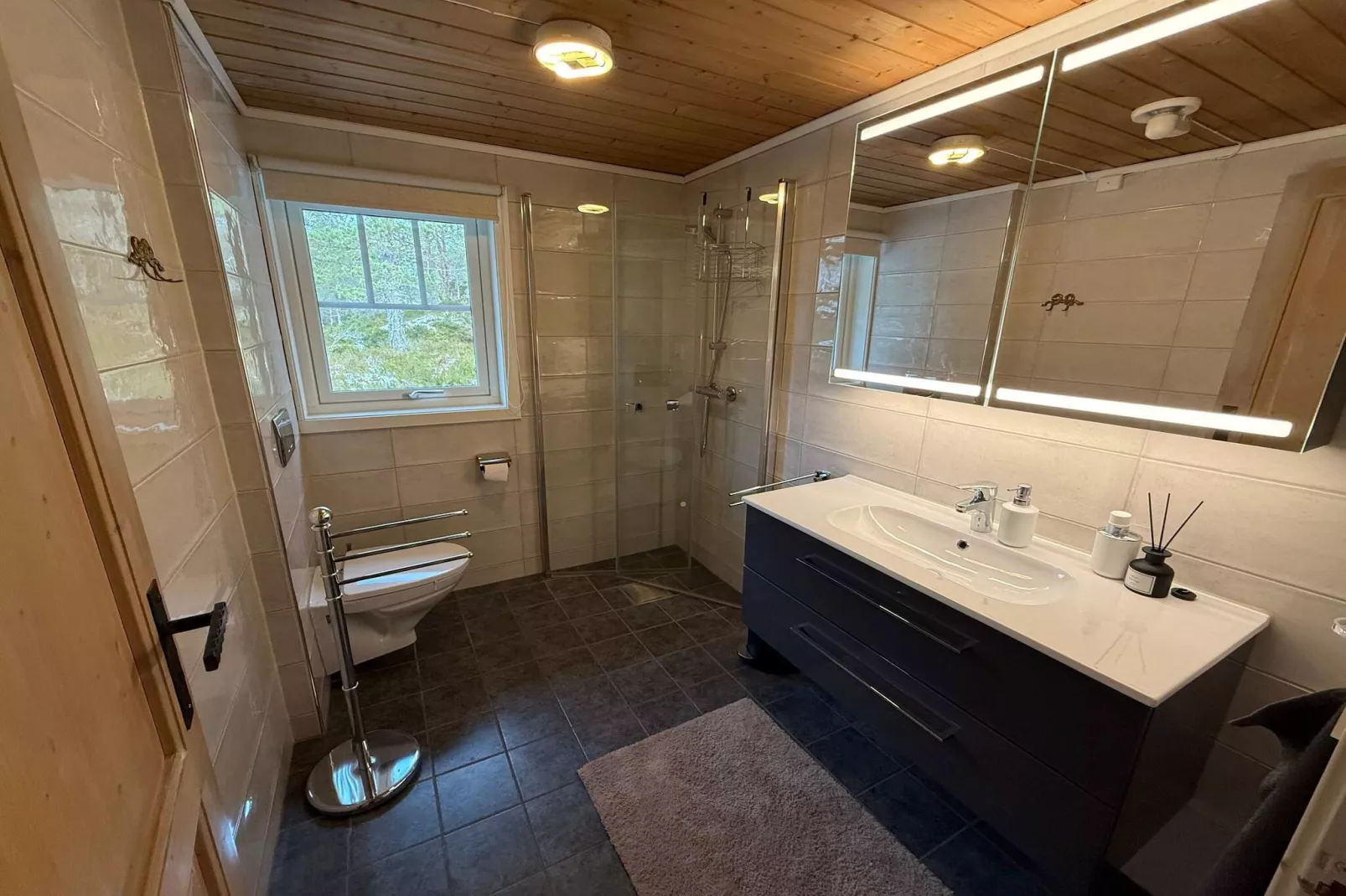 8 person holiday home in Hellandsjøen - Indoor