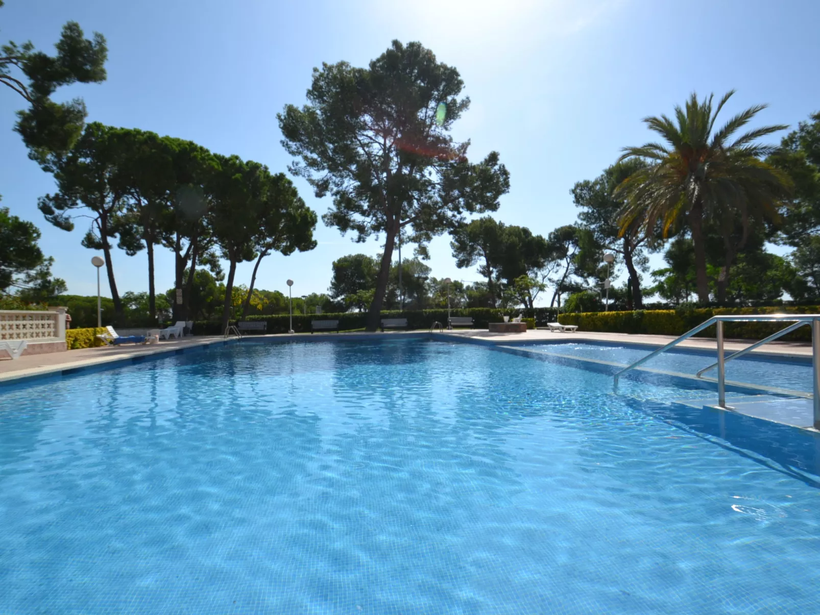 Cala Dorada - Outside