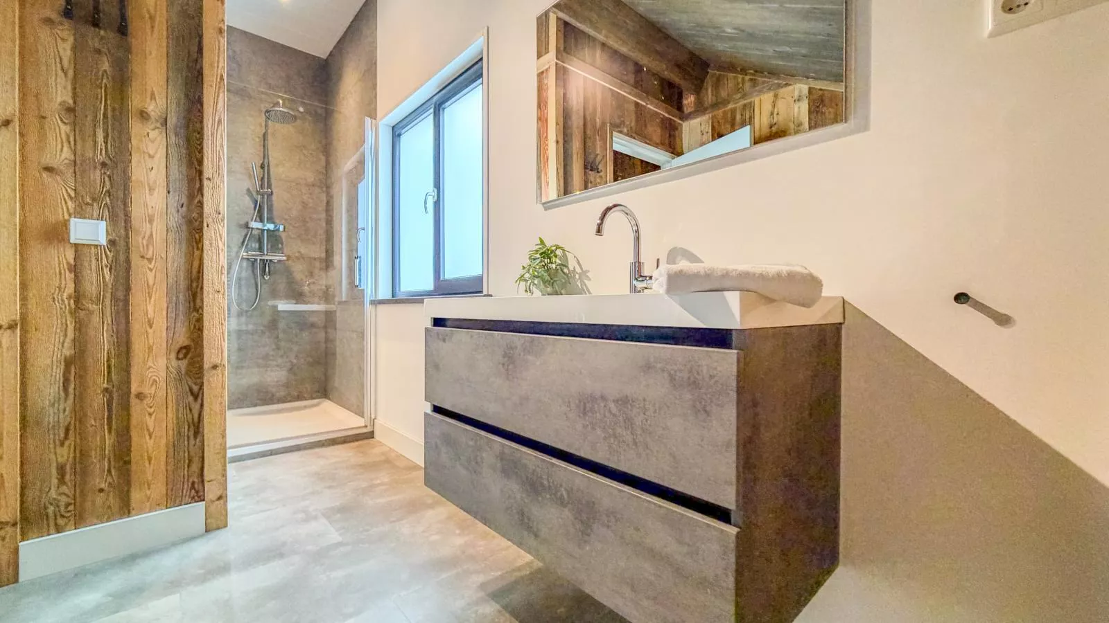 Familienglück Afritz am See - Badezimmer