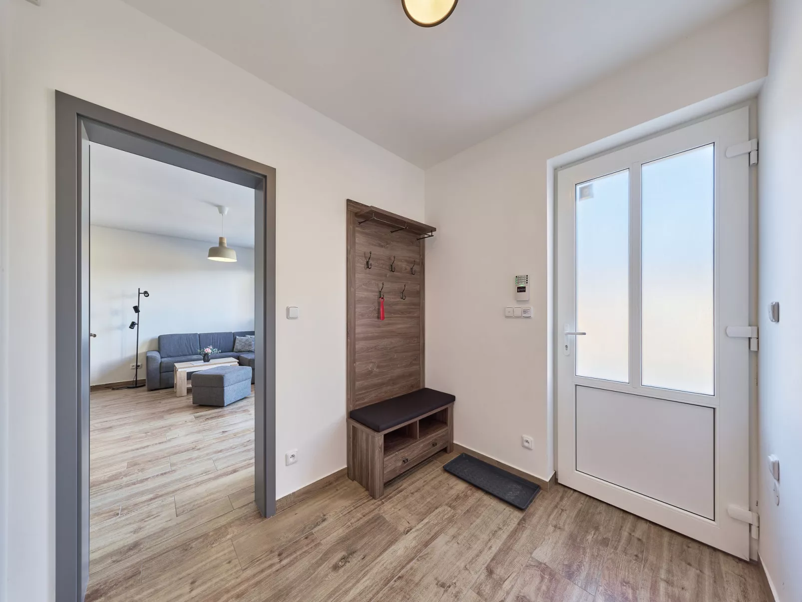 Sunny Terrace Oasis - Inside