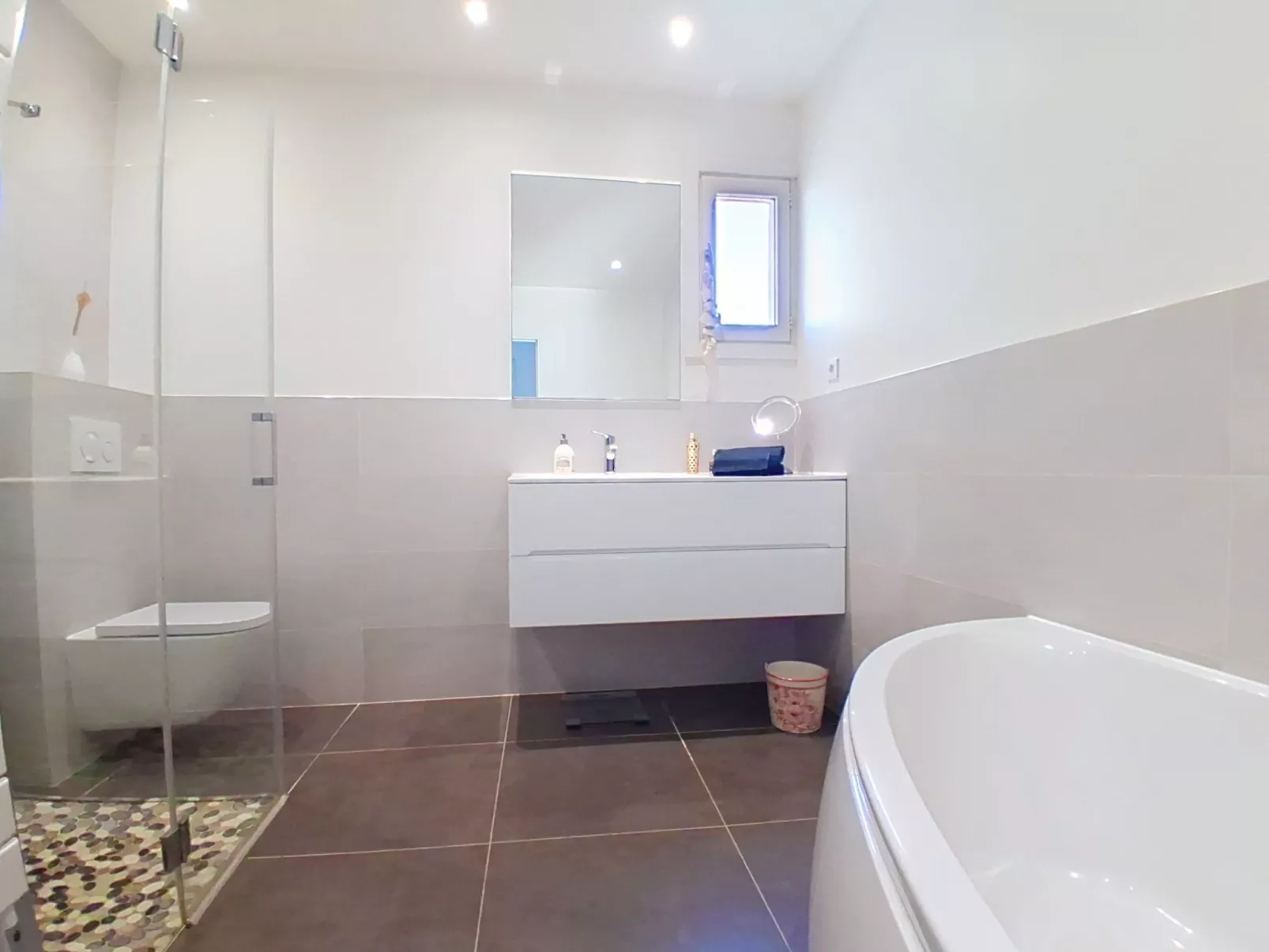 Domaine de l'Etoile - Drinnen