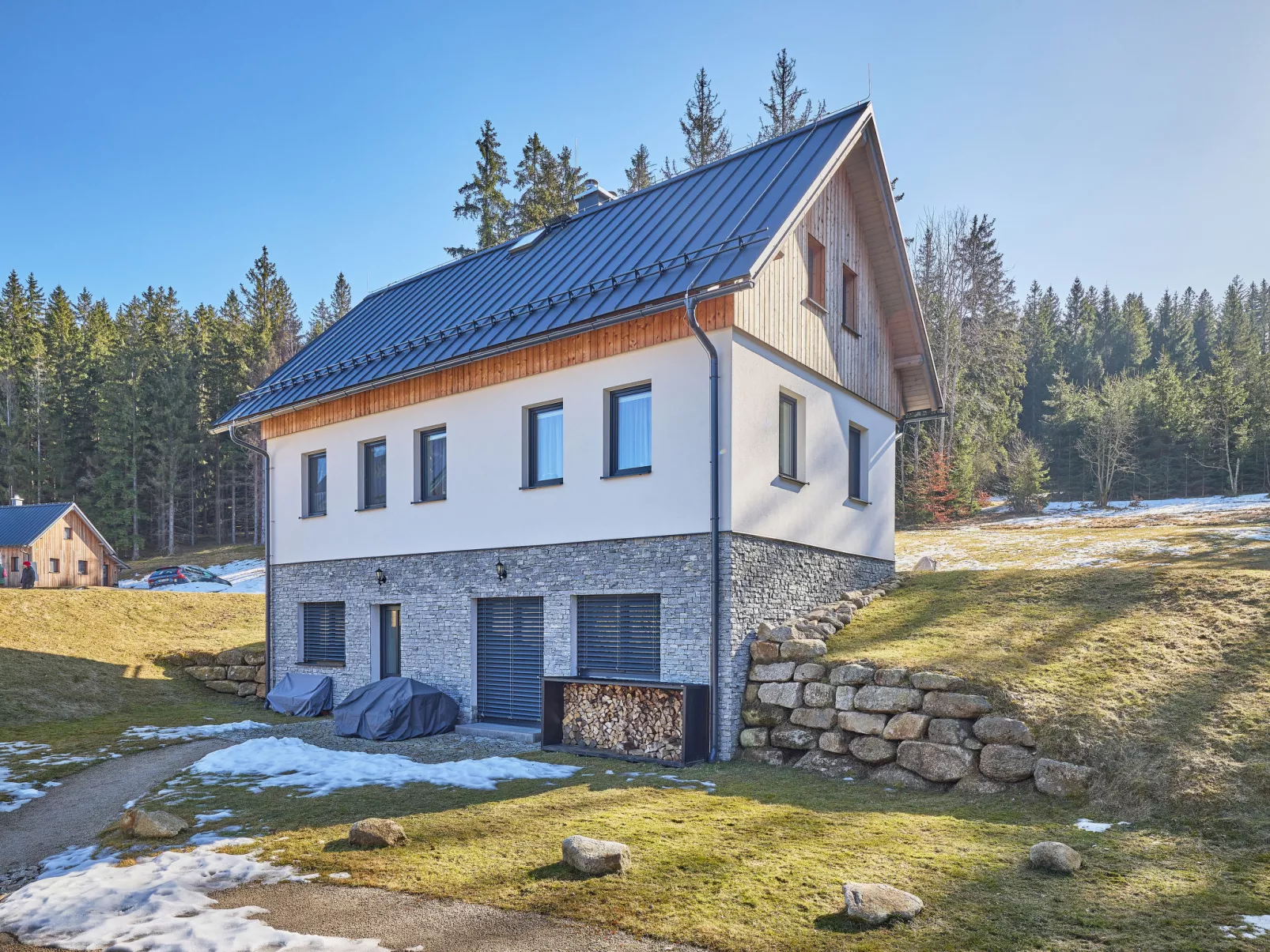 Sunny Terrace Oasis - Outside