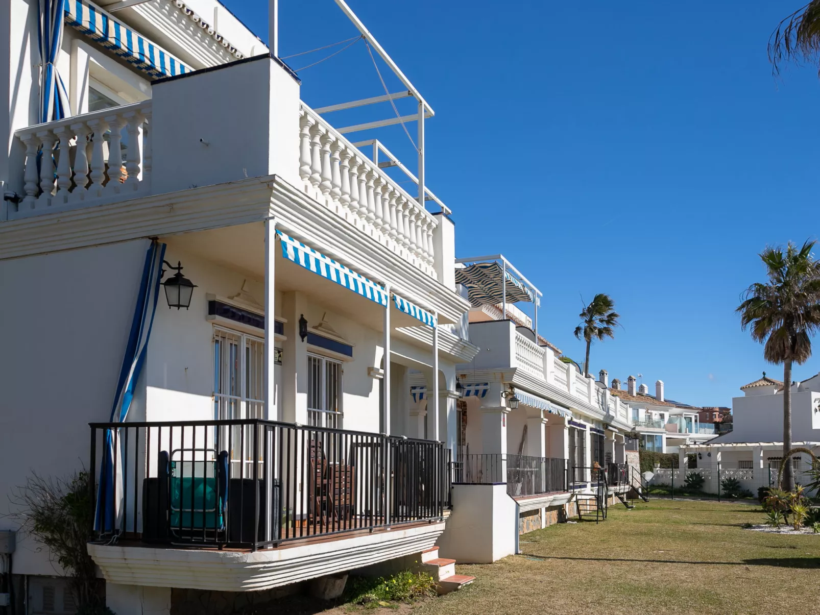 El Faro on the Beach - Outside
