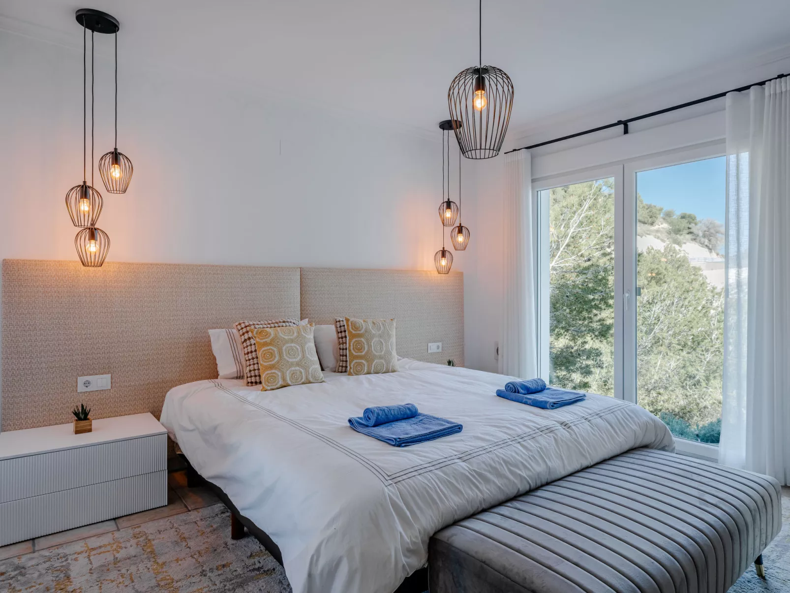 Tintorera Mar Azul - Inside