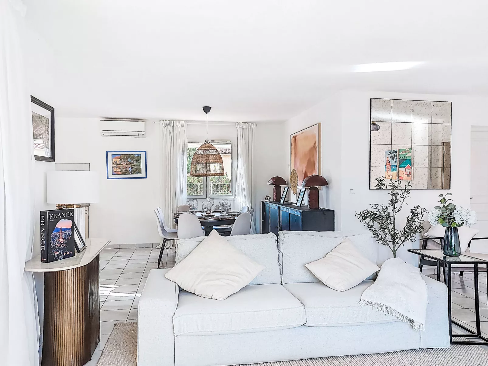 Villa Brouilla - Drinnen