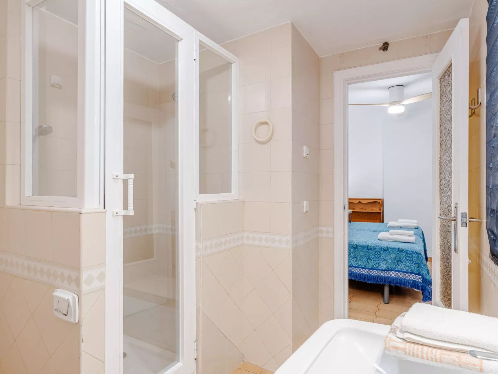 Puerto Javea - Drinnen