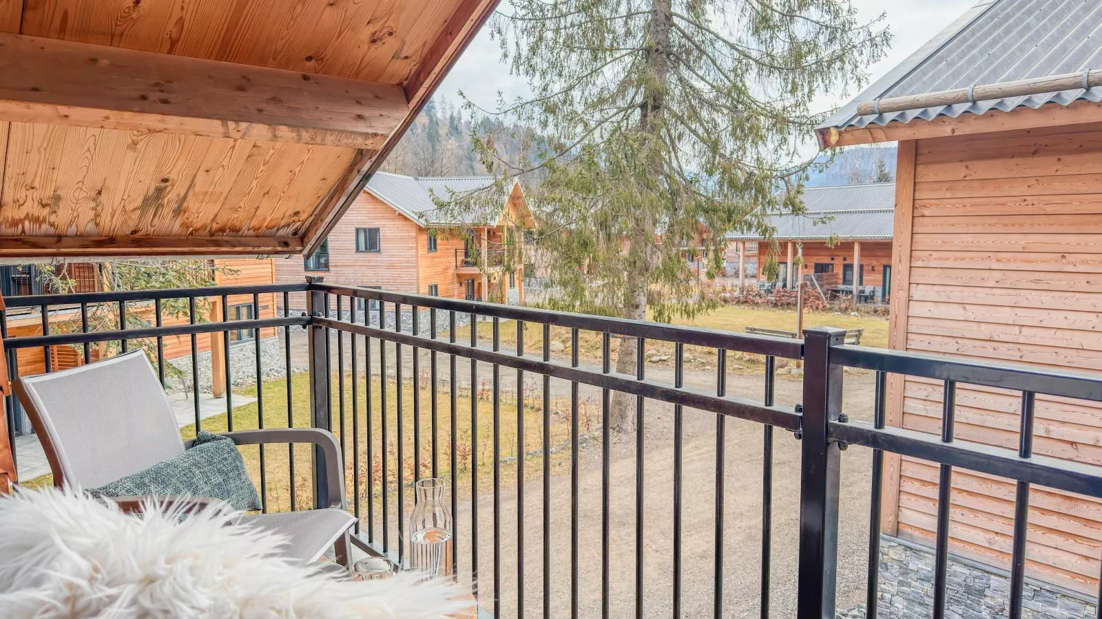 Familienglück Afritz am See - Aussicht Winter