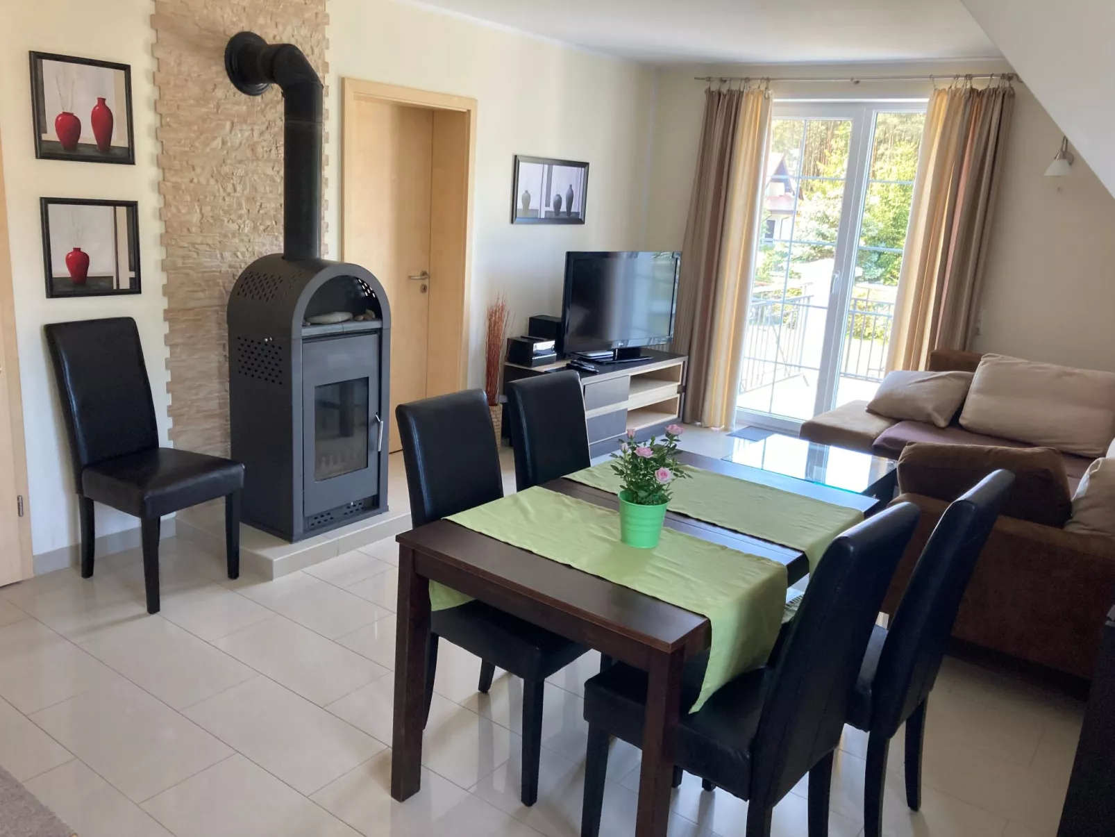 Wohnung in Rowy mit Grill, Terrasse, Parkplatz u - Drinnen