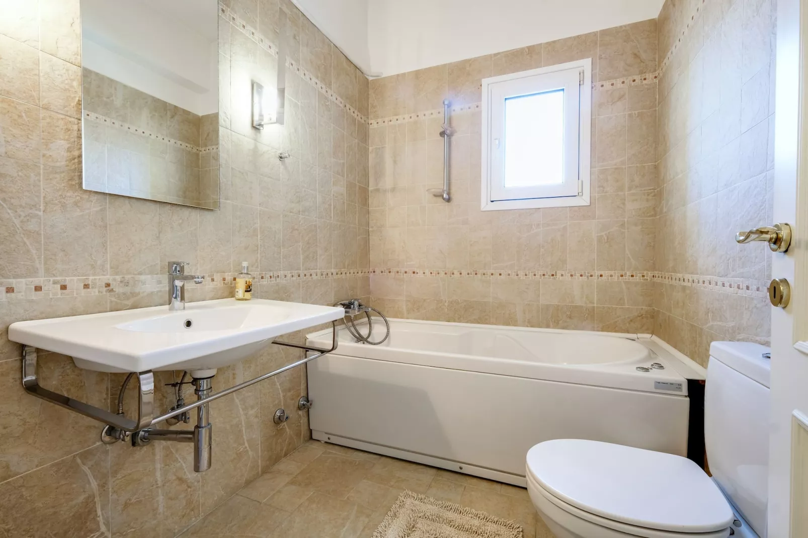 Casa Bianca - Bathroom