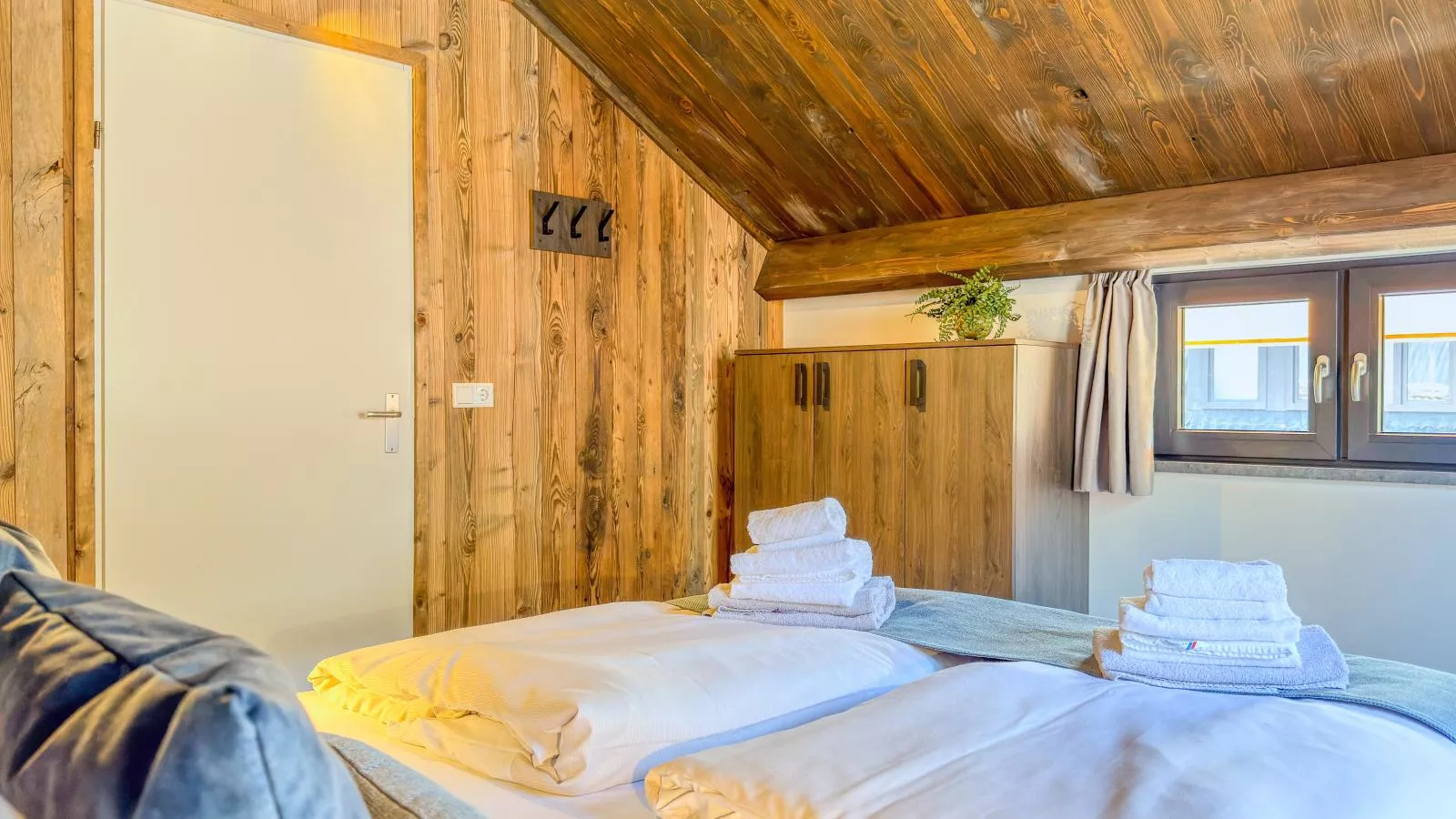 Alpenchalet Nockblick am Afritzer See - Schlafzimmer