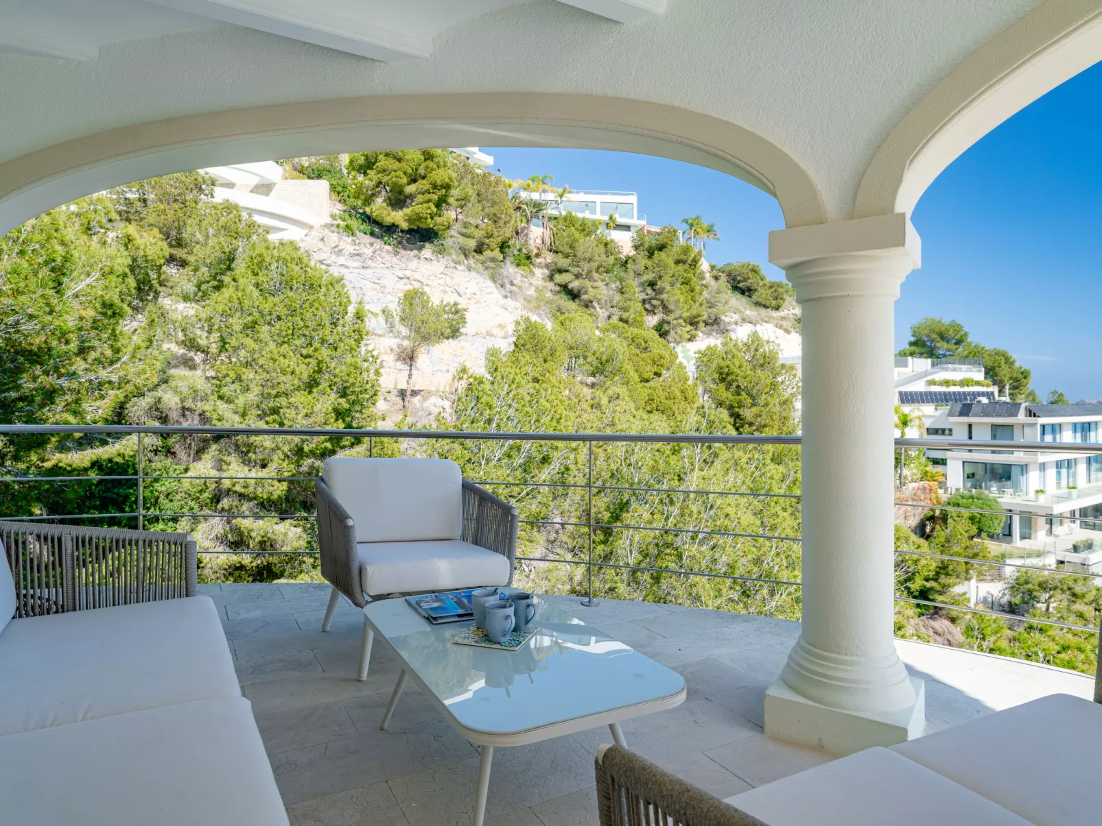 Tintorera Mar Azul - Inside